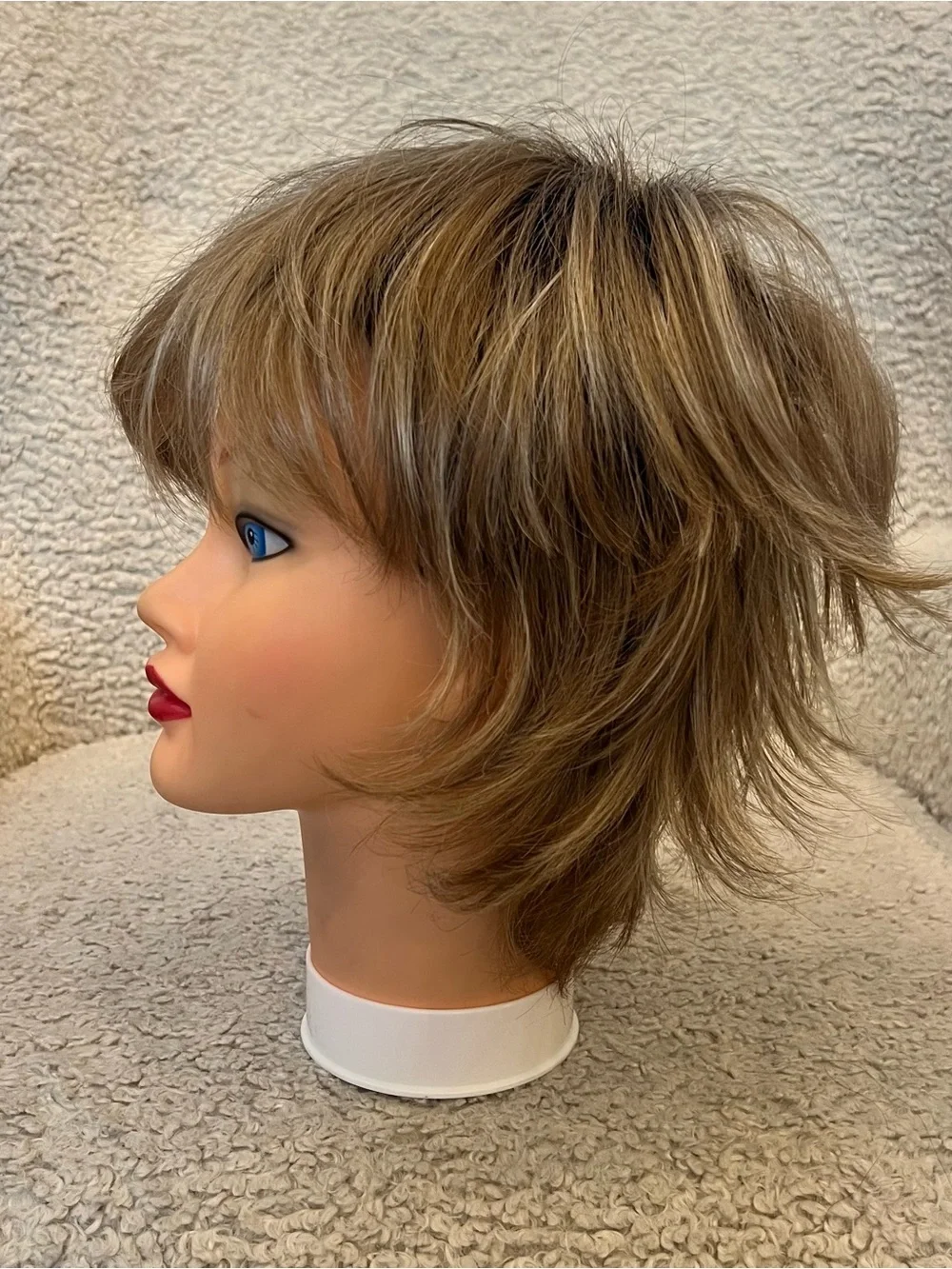 Noriko honey blonde